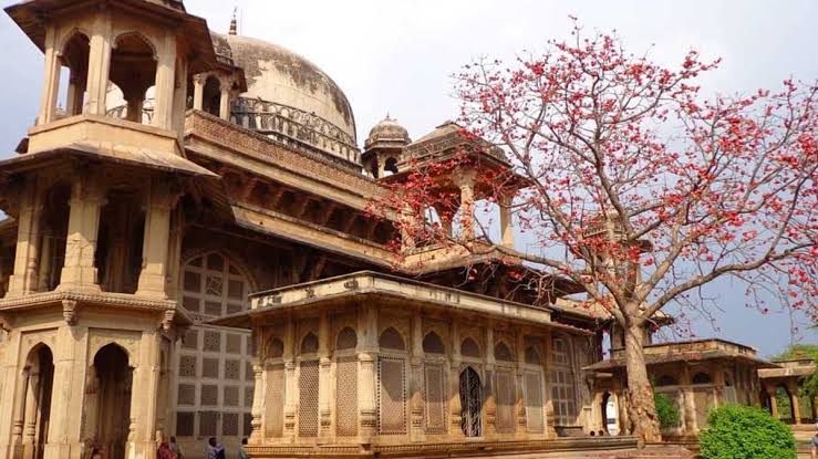 Tomb of Tansen